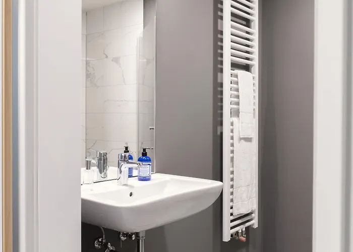 Ehrenfeld شقة فندقية 4*