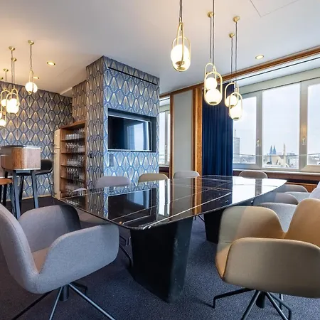 Hotel apartamentowy Ehrenfeld 4*