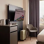 Ehrenfeld 4*