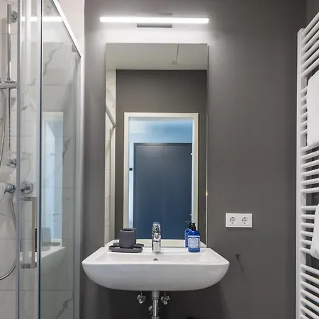 Ehrenfeld Lägenhetshotell Köln