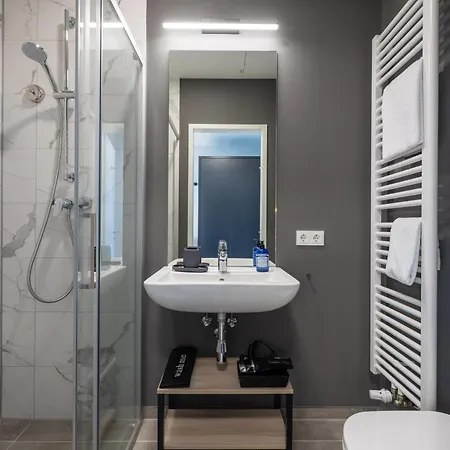 Aparthotel Ehrenfeld 4*