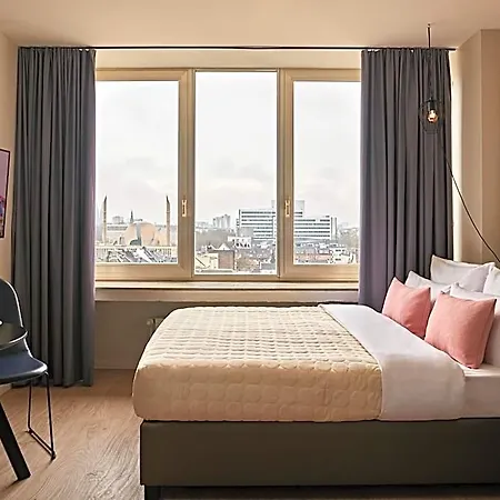 Ehrenfeld 4* Köln