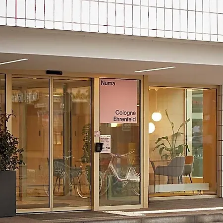Ehrenfeld 4*