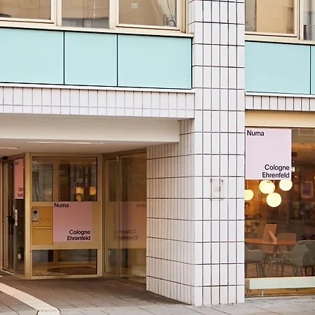 Ehrenfeld 4*